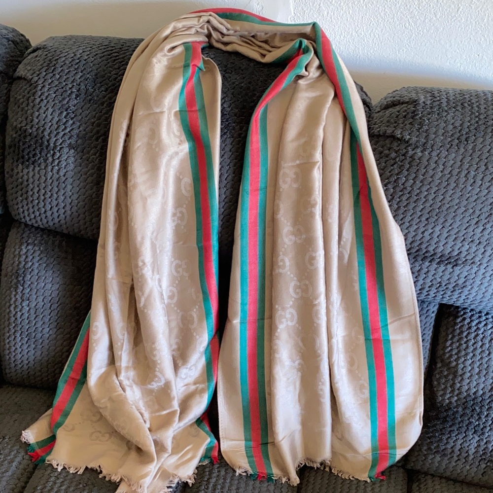 Gucci Authentic Scarf comes with Gucci Scarf Box